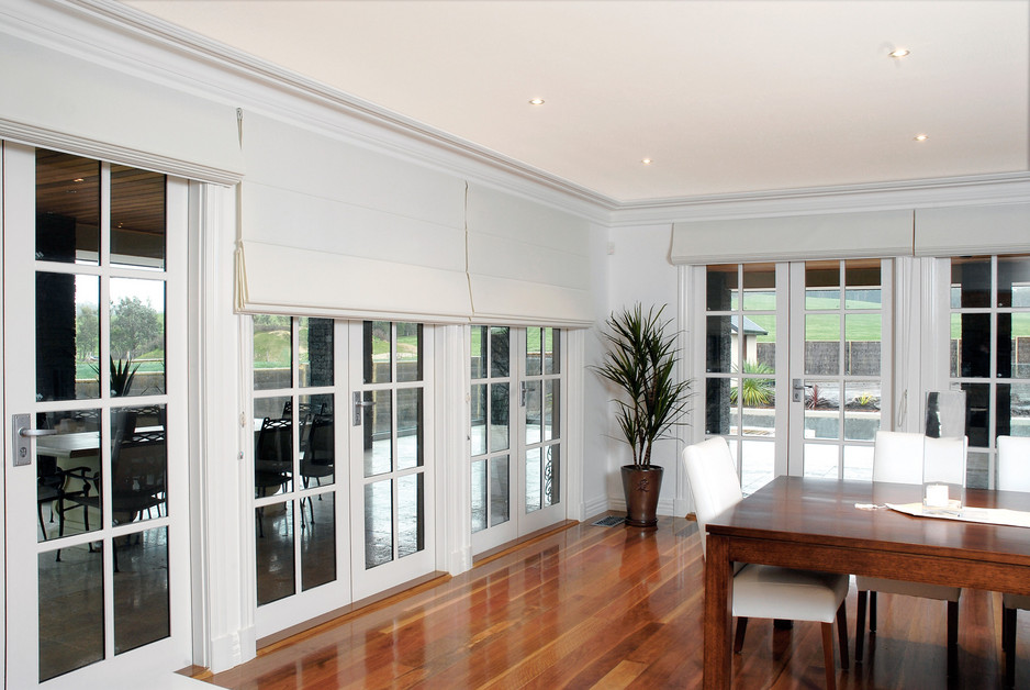 1361762287628_021_Roman_Blinds_white-938x704